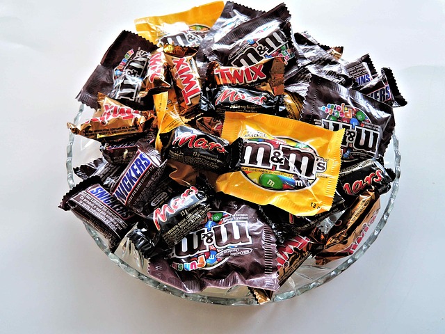 It is possible to make Halloween Healthier but not if your child eats this entire bowl of mini chocolate bars.